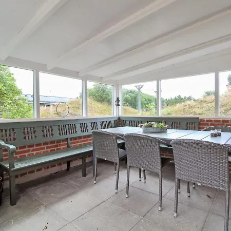 Holiday Vivika - 700m From The Sea In Western Jutland By Interhome *