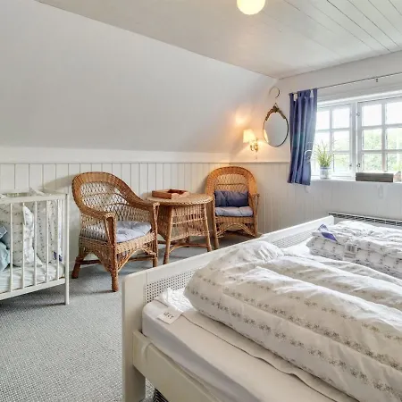 Holiday Vivika - 700m From The Sea In Western Jutland By Interhome